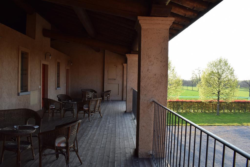Agriturismo Ca Del Lupo Палаццоло-сулл'Ольо Экстерьер фото